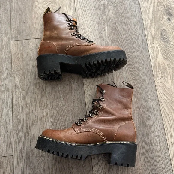 Dr Martens Leona Butterscotch Hiker Platform boots Size 8 - Picture 5 of 5